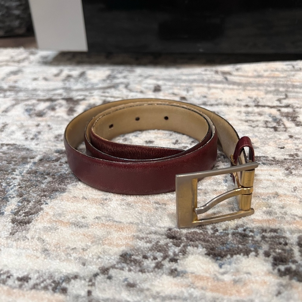 Elegant Brown Leather Belt